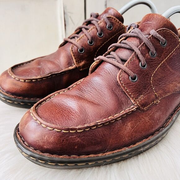 Born Brown Worn Distressed Leather Lace up Sneakers Dress Shoes - Mens Size 11 - Picture 2 of 8